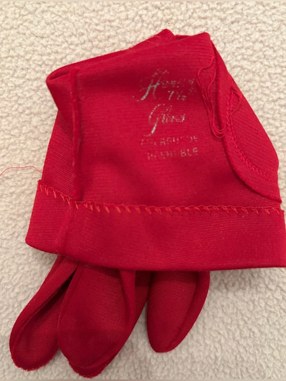 Hansen Glove Corp. VINTAGE Classic Red Women's Gloves with Bow Accent